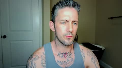 SkylarGrey online show from August 4, 7:33 am