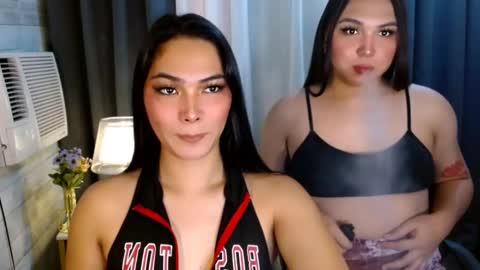 skylarvox_ online show from December 10, 8:08 am