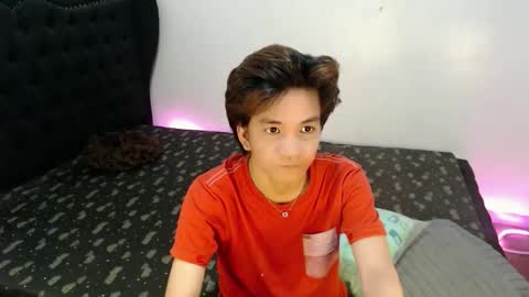 skyler online show from April 12, 11:26 am