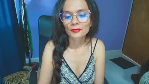 SlaveFuck online show from May 28, 9:01 pm