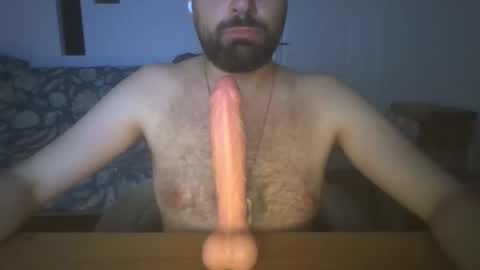 Snapshot of slavic_sword chatting on March 31, 10:10 pm slavic_sword online show from March 31, 10:10 pm