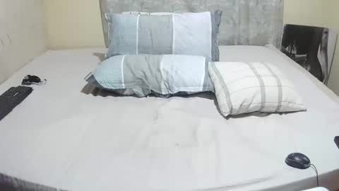 slender_sweetbabe online show from May 24, 11:37 am