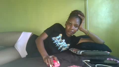 Snapshot of slim_girl01 chatting on July 13, 9:34 am slim_girl01 online show from July 13, 9:34 am