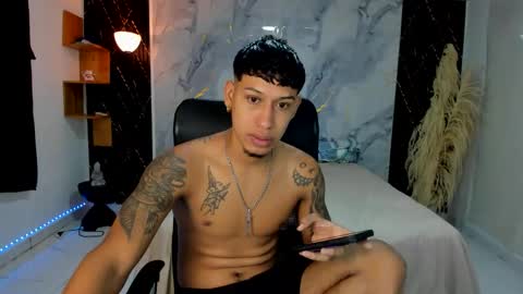 slim_master12 online show from April 19, 1:16 am