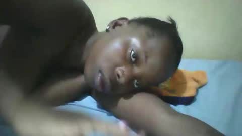 Snapshot of slim_petite_ebony chatting on May 16, 7:56 pm slim_petite_ebony online show from May 16, 7:56 pm