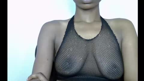 Snapshot of slim_petitqueen chatting on December 16, 6:51 am Alice online show from December 16, 6:51 am