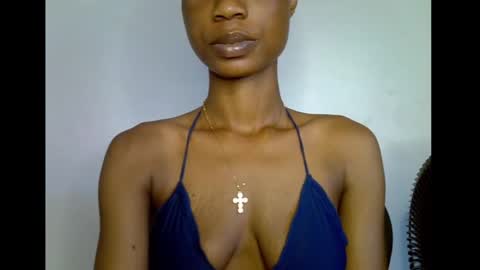 Snapshot of slim_petitqueen chatting on December 20, 7:59 am Alice online show from December 20, 7:59 am