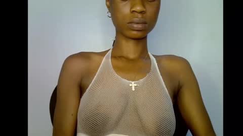 Snapshot of slim_petitqueen chatting on January 5, 5:27 pm Alice online show from January 5, 5:27 pm