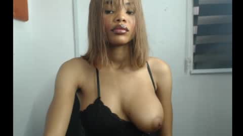 Slim queen2 online show from June 15, 8:05 am