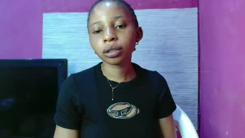 slimass31 online show from May 18, 7:31 pm