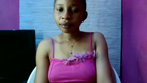 Snapshot of slimass31 chatting on June 12, 9:03 pm slimass31 online show from June 12, 9:03 pm
