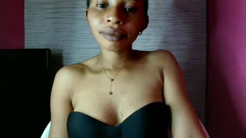 Snapshot of slimass31 chatting on June 30, 6:36 am slimass31 online show from June 30, 6:36 am