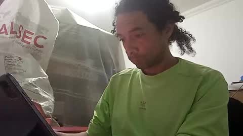 Slimboyxxx online show from February 7, 5:52 am