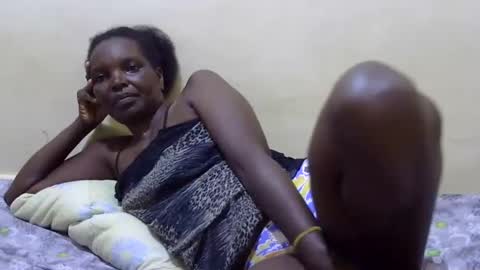 slimmygal online show from February 3, 5:29 am