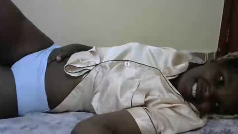 slimmygal online show from October 25, 7:05 am