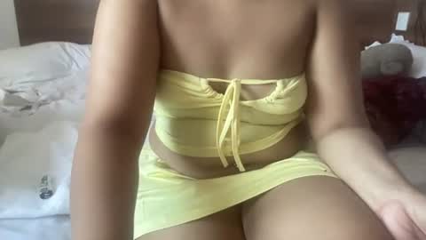 slimthickdesi online show from June 24, 9:52 am