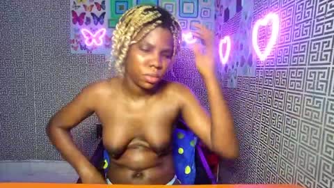Snapshot of slimzyxdoll chatting on July 5, 4:30 am slimzyxdoll online show from July 5, 4:30 am
