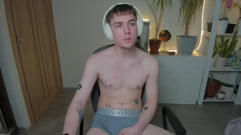 Mila online show from January 19, 4:25 pm