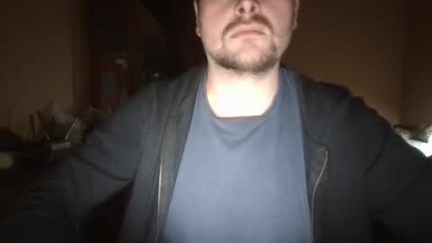 Snapshot of slonny111 chatting on May 7, 11:32 pm Stan111 online show from May 7, 11:32 pm