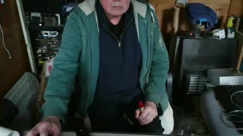 slutboybot online show from February 18, 10:55 am