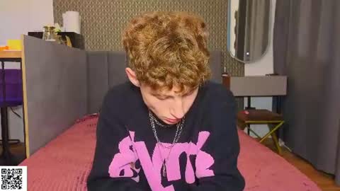 sluttsavage online show from August 3, 6:22 pm