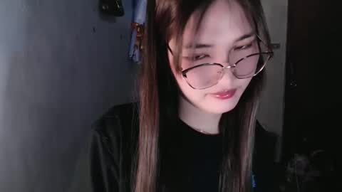 slutty_hannaxx online show from April 9, 11:43 pm