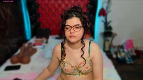 Ana    online show from March 30, 4:02 am