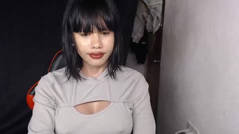 Jennifer online show from December 19, 8:21 am