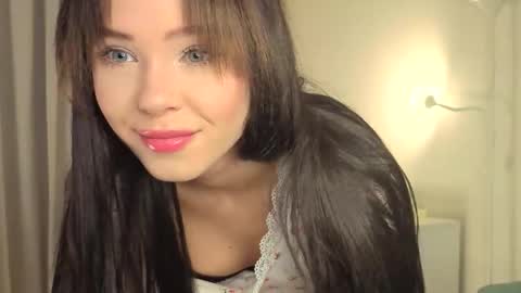 Lily online show from November 4, 2:05 pm