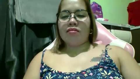 Lovewella online show from May 14, 2:57 pm
