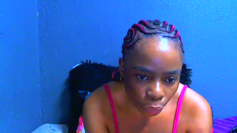 Snapshot of smallboobsxx chatting on June 27, 12:44 pm smallboobsxx online show from June 27, 12:44 pm