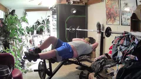 Snapshot of smallchubbers chatting on February 18, 11:52 pm smallchubbers online show from February 18, 11:52 pm