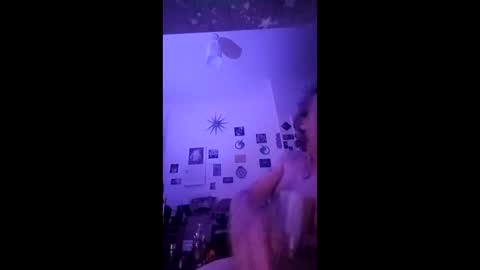 smalldick1975704669 online show from May 28, 1:58 am