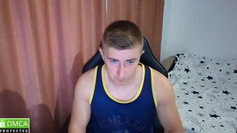 smanking22 online show from April 29, 8:18 am