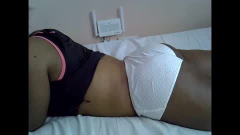 smart_lilly online show from April 4, 1:52 pm