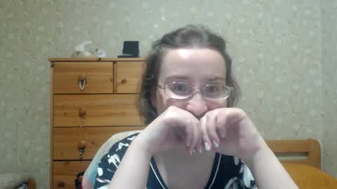 smart_rose online show from April 1, 7:33 pm