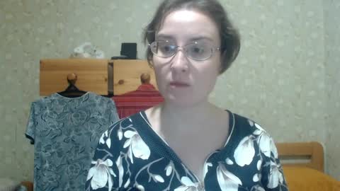 smart_rose online show from April 14, 7:20 pm