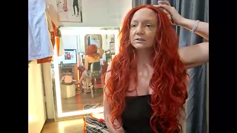 Snapshot of smashinganna916 chatting on February 4, 10:26 pm smashinganna916 online show from February 4, 10:26 pm