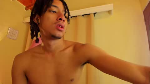 smitt jr online show from April 21, 3:46 am