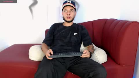 777 online show from April 17, 11:52 pm