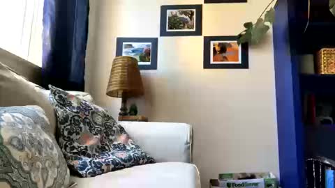 Snapshot of smokingjaypee chatting on October 14, 8:09 pm Smokindaddyjp online show from October 14, 8:09 pm