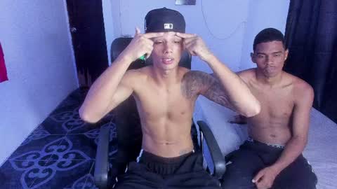 snak_master1 online show from June 12, 5:56 pm