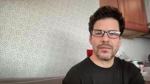 Snapshot of snfrisco76 chatting on January 13, 4:56 pm snfrisco76 online show from January 13, 4:56 pm