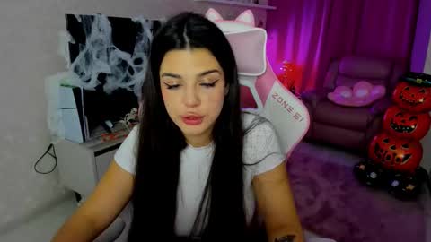 snowingwinter online show from November 2, 7:16 pm