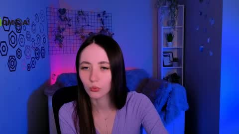 Snapshot of so_hot_rosalie chatting on April 28, 12:21 pm so_hot_rosalie online show from April 28, 12:21 pm