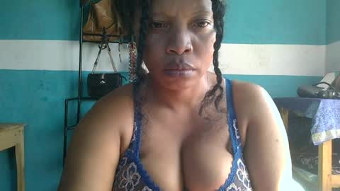 Snapshot of soayh89 chatting on July 13, 9:01 am soayh89 online show from July 13, 9:01 am