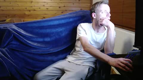 Snapshot of socalsmystery69 chatting on July 3, 10:10 am socalsmystery69 online show from July 3, 10:10 am