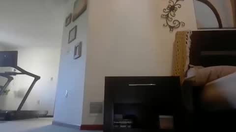 Snapshot of soccerboyfitsmooth90 chatting on April 20, 12:19 pm soccerboyfitsmooth90 online show from April 20, 12:19 pm