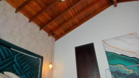 Sofi online show from February 23, 11:18 am