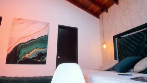 Sofi online show from March 9, 11:36 am